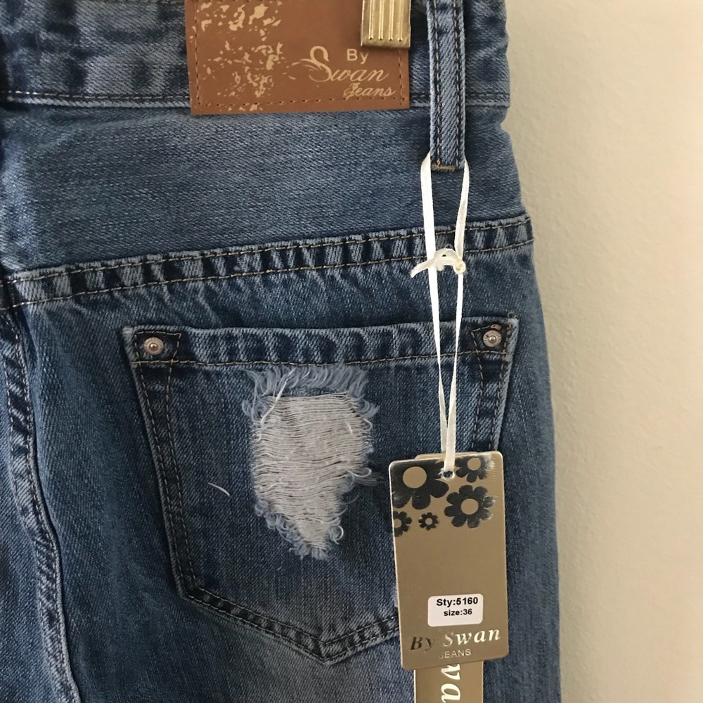 ♦️SOLD♦️ Distressed Denim Jeans By Swan - Picture 7 of 8